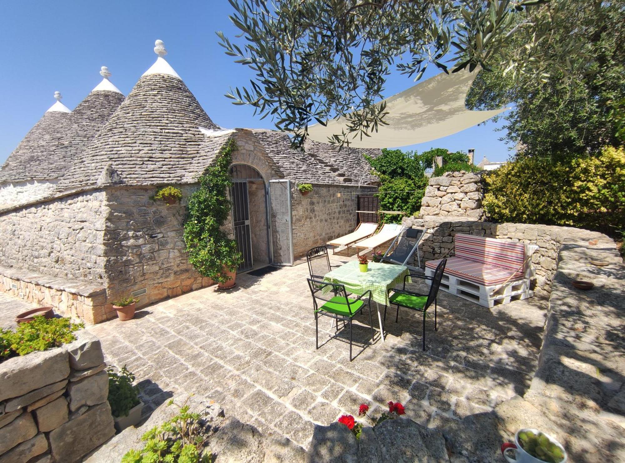 Trulli Barsento ξενώνας Αλμπερομπέλο Δωμάτιο φωτογραφία